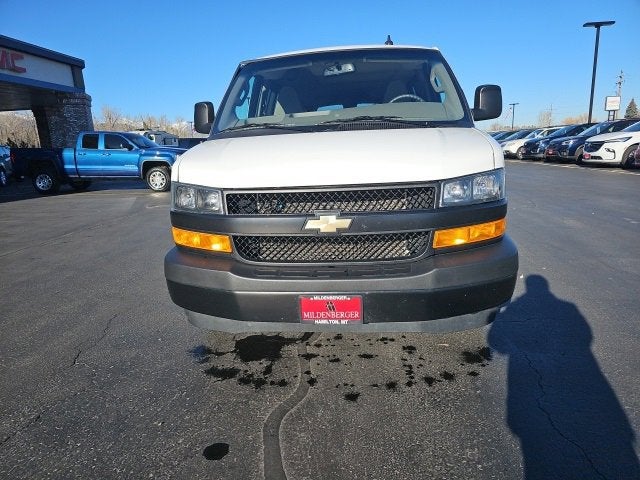 2023 Chevrolet Express Passenger 3500 1LS