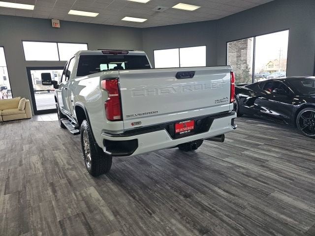 2026 Chevrolet Silverado 3500 HD High Country