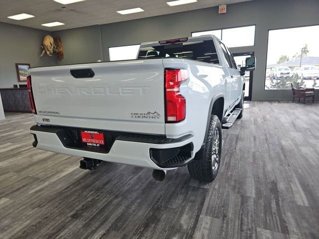 2026 Chevrolet Silverado 3500 HD High Country