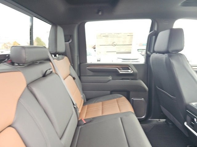 2025 Chevrolet Silverado 3500 HD High Country