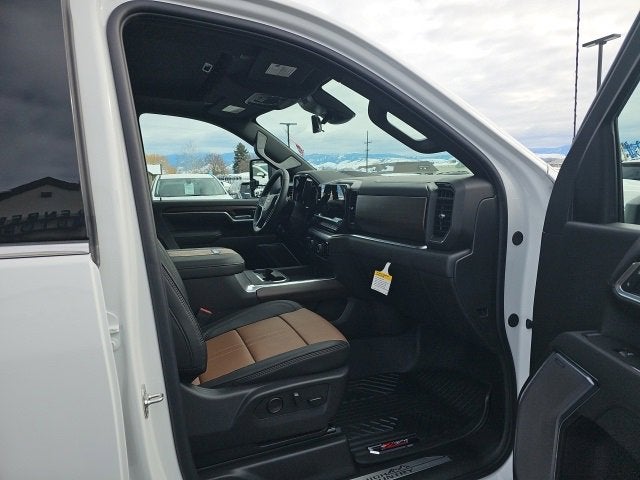 2025 Chevrolet Silverado 3500 HD High Country