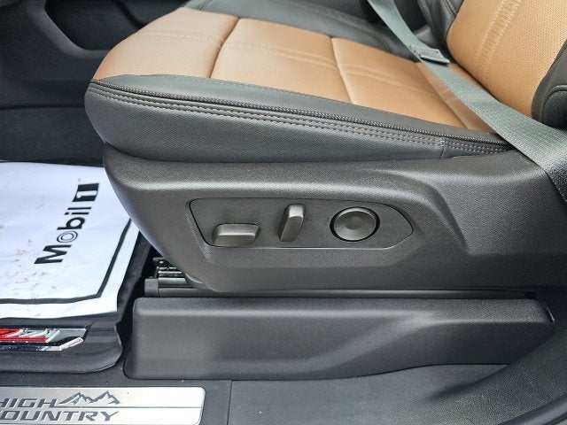 2025 Chevrolet Silverado 3500 HD High Country