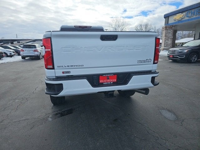 2025 Chevrolet Silverado 3500 HD High Country
