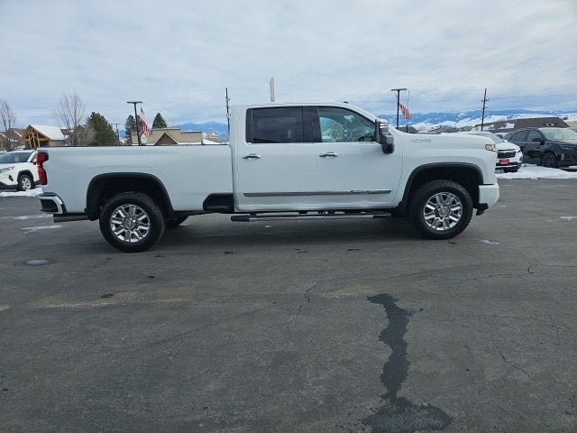 2025 Chevrolet Silverado 3500 HD High Country
