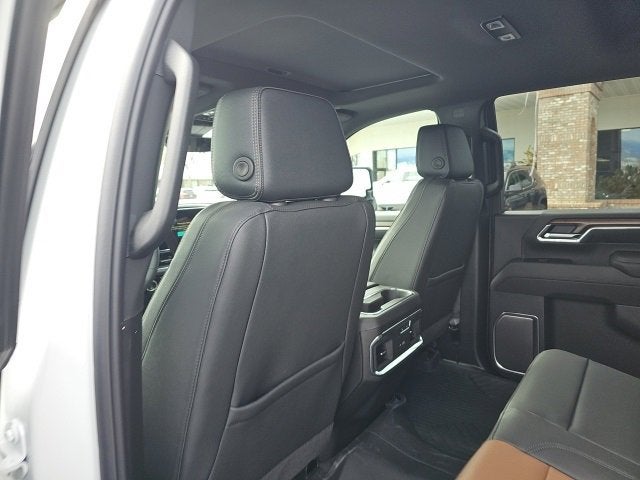 2025 Chevrolet Silverado 3500 HD High Country