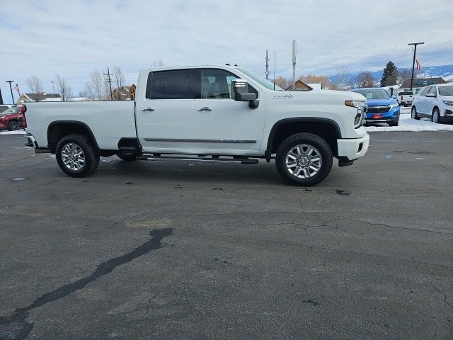 2025 Chevrolet Silverado 3500 HD High Country