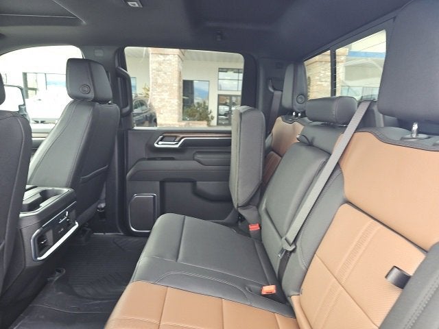 2025 Chevrolet Silverado 3500 HD High Country