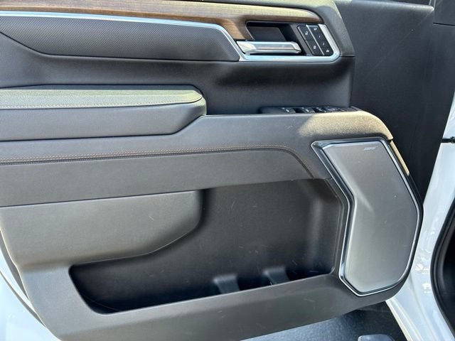 2025 Chevrolet Silverado 3500 HD High Country DRW