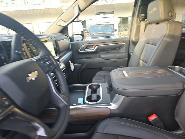 2026 Chevrolet Silverado 3500 HD High Country