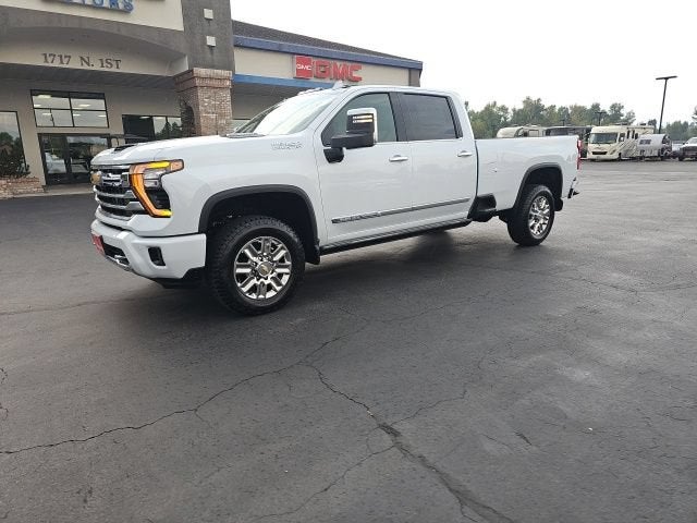 2026 Chevrolet Silverado 3500 HD High Country