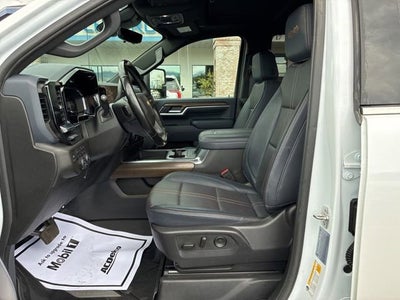 2025 Chevrolet Silverado 3500 HD High Country