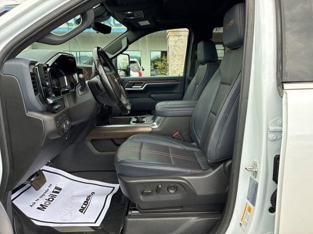 2025 Chevrolet Silverado 3500 HD High Country