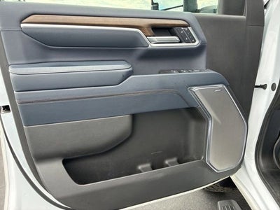 2025 Chevrolet Silverado 3500 HD High Country