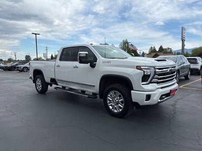 2025 Chevrolet Silverado 3500 HD High Country