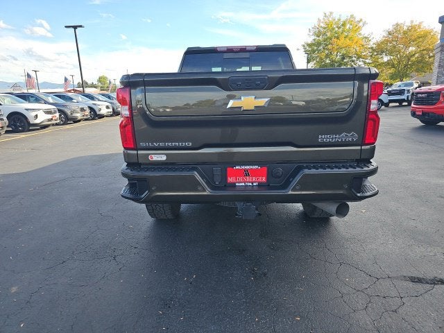 2022 Chevrolet Silverado 3500 HD High Country