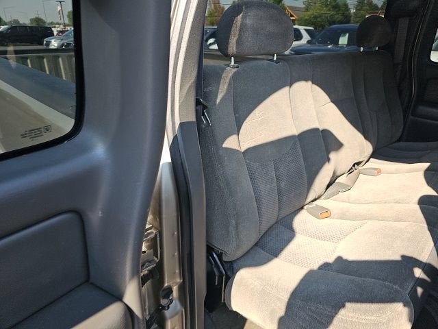 2003 Chevrolet Silverado 2500 HD LS