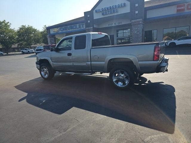 2003 Chevrolet Silverado 2500 HD LS