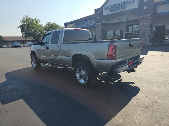 2003 Chevrolet Silverado 2500 HD LS