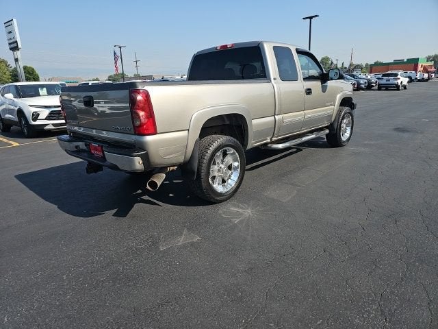 2003 Chevrolet Silverado 2500 HD LS