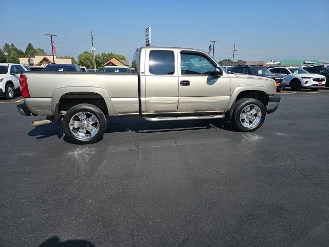 2003 Chevrolet Silverado 2500 HD LS