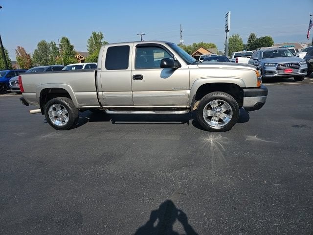 2003 Chevrolet Silverado 2500 HD LS