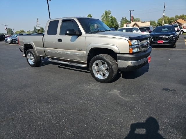 2003 Chevrolet Silverado 2500 HD LS