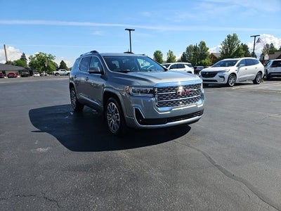 2023 GMC Acadia Denali