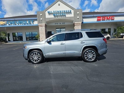 2023 GMC Acadia Denali