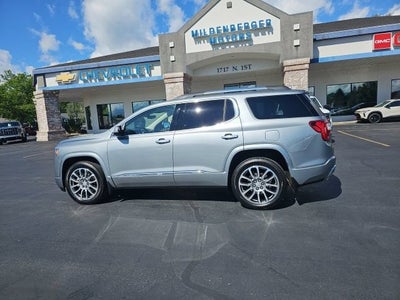 2023 GMC Acadia Denali