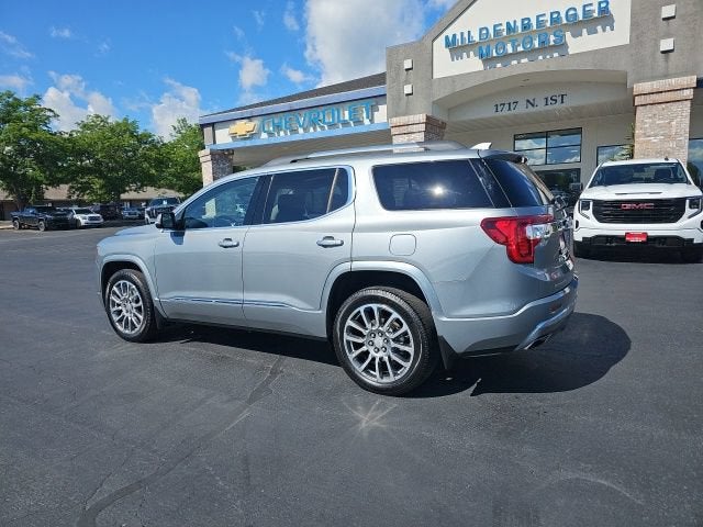 2023 GMC Acadia Denali