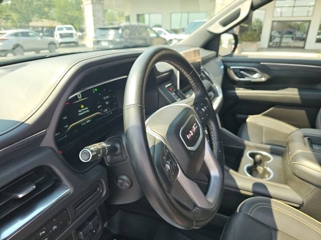 2024 GMC Yukon SLT