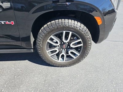 2022 GMC Yukon AT4