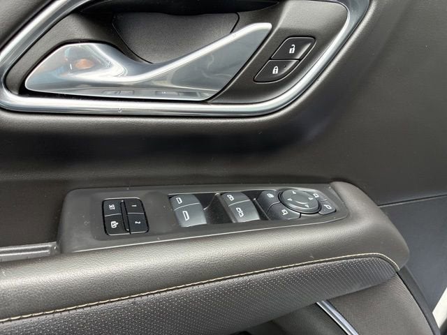 2024 GMC Yukon XL SLT