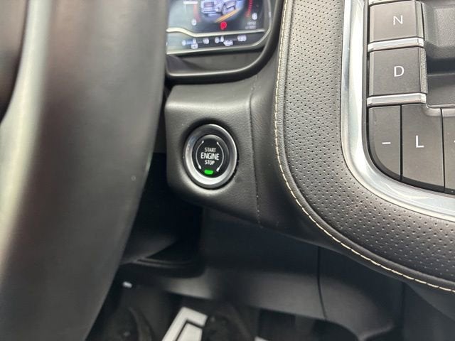 2024 GMC Yukon XL SLT