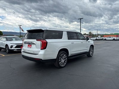 2024 GMC Yukon XL SLT