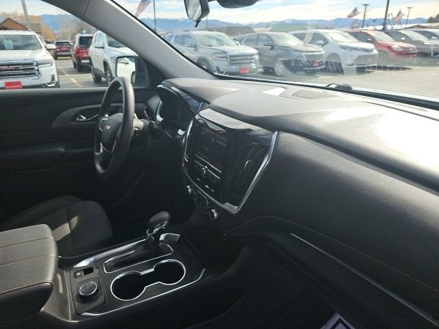 2021 Chevrolet Traverse LS