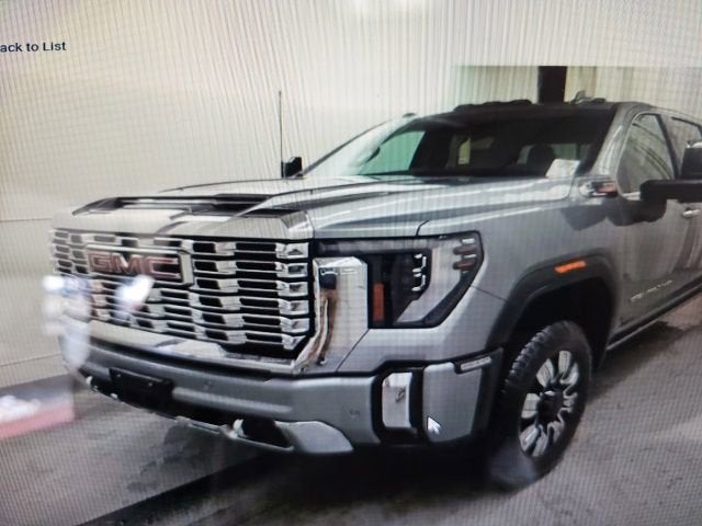2025 GMC Sierra Denali 4WD Crew Cab Standard Box's photo