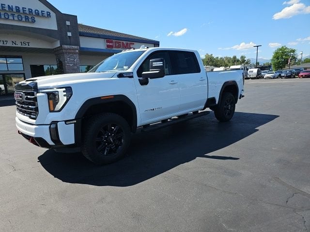2024 GMC Sierra 2500 HD AT4