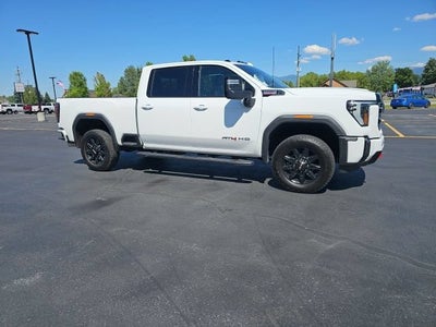 2024 GMC Sierra 2500 HD AT4