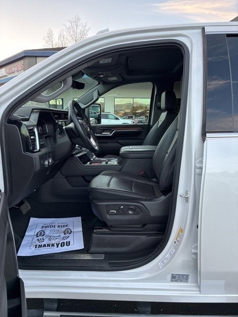 2024 GMC Sierra 3500 HD Denali