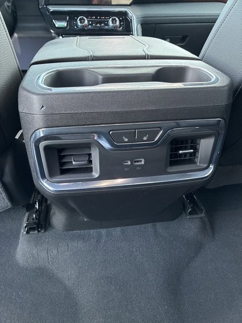 2024 GMC Sierra 3500 HD Denali