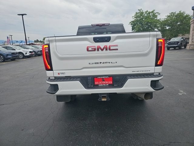 2024 GMC Sierra 3500 HD Denali