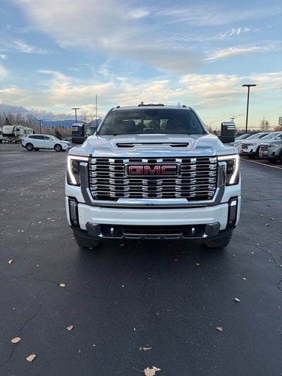 2024 GMC Sierra 3500 HD Denali