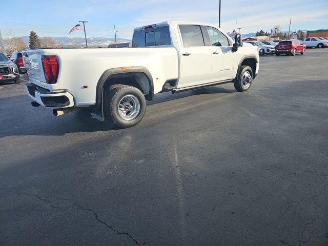2022 GMC Sierra 3500 HD Denali