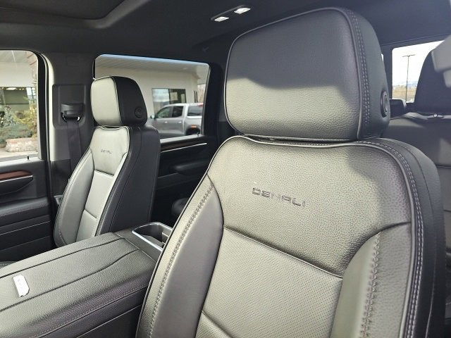 2025 GMC Sierra 2500 HD Denali