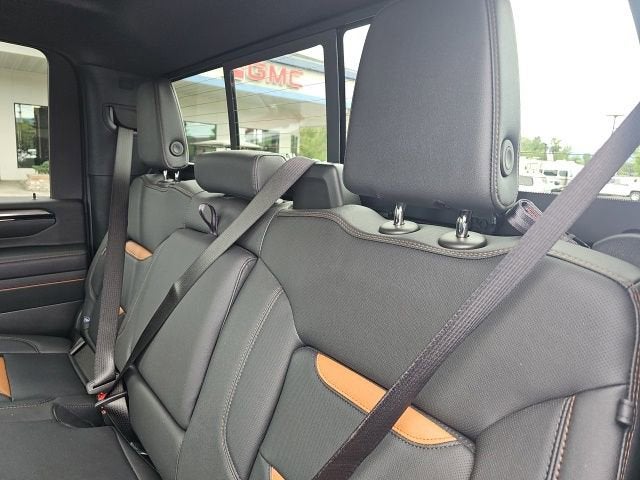 2025 GMC Sierra 3500 HD AT4