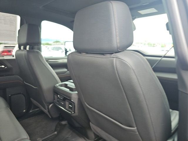 2025 GMC Sierra 3500 HD AT4