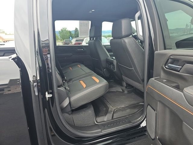 2025 GMC Sierra 3500 HD AT4