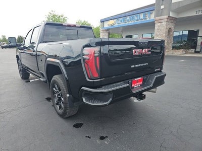 2025 GMC Sierra 3500 HD AT4