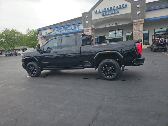 2025 GMC Sierra 3500 HD AT4
